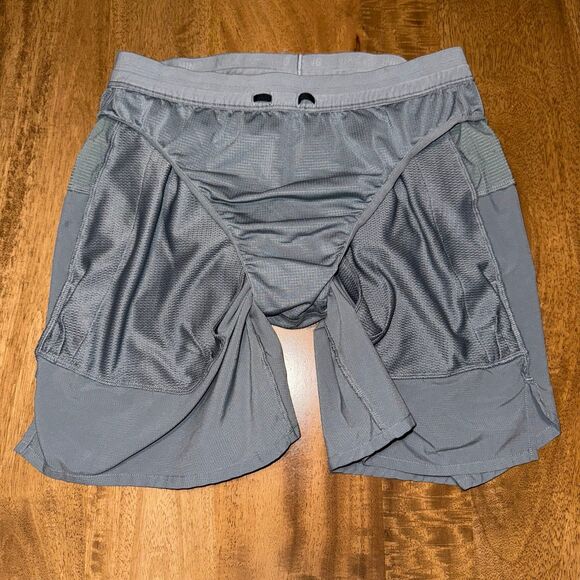 Nike Running Shorts DM4761‑084 Men’s Size S with Liner & Zipper Back Pocket - Picture 4 of 6